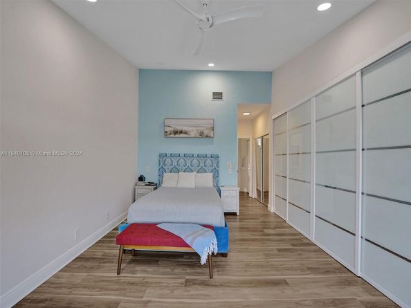 4212 N Ocean Dr, Hollywood FL 33019