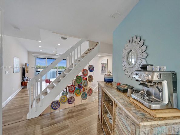 4212 N Ocean Dr, Hollywood FL 33019