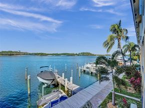 4212 N Ocean Dr, Hollywood FL 33019