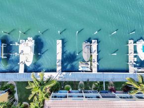 4212 N Ocean Dr, Hollywood FL 33019