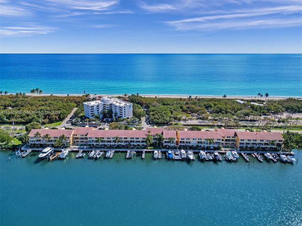 4212 N Ocean Dr, Hollywood FL 33019
