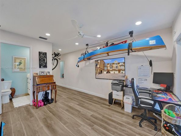 4212 N Ocean Dr, Hollywood FL 33019