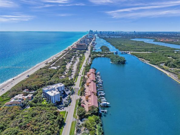 4212 N Ocean Dr, Hollywood FL 33019
