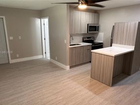 216 NW 12th St, Pompano Beach FL 33060