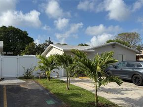 216 NW 12th St, Pompano Beach FL 33060