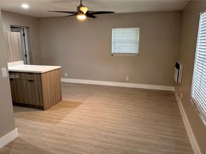 216 NW 12th St, Pompano Beach FL 33060