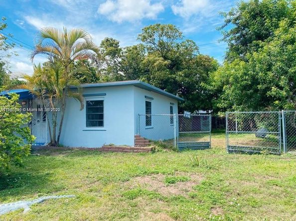 15061 SW 296TH, Homestead FL 33033