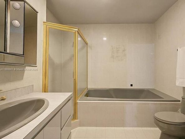 6240 SW 20th Ter, Miami FL 33155