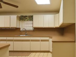 6240 SW 20th Ter, Miami FL 33155