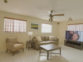 6240 SW 20th Ter, Miami FL 33155