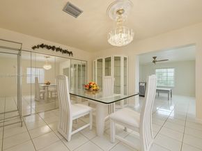 6240 SW 20th Ter, Miami FL 33155