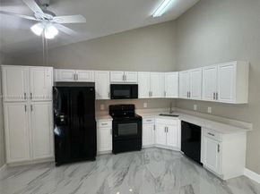 5416 Eagle Lake Dr 4, Palm Beach Gardens FL 33418
