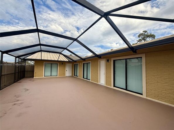 5416 Eagle Lake Dr 4, Palm Beach Gardens FL 33418