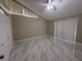 5416 Eagle Lake Dr 4, Palm Beach Gardens FL 33418