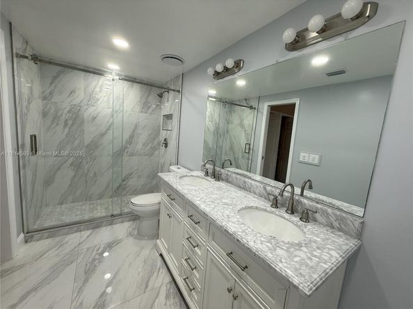 5416 Eagle Lake Dr 4, Palm Beach Gardens FL 33418