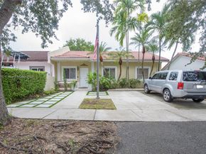 935 NE 13th Ave, Homestead FL 33033