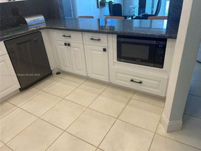 400 Diplomat Pkwy 611, Hallandale Beach FL 33009