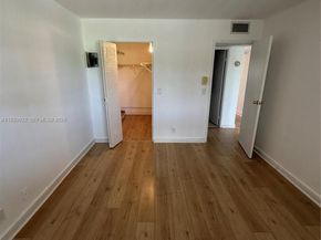 25 Saxony A A, Delray Beach FL 33446