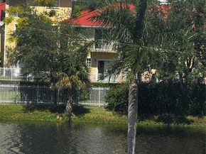 2025 NE 164th St 316, North Miami Beach FL 33162