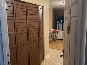 9359 Fontainebleau Blvd F301, Miami FL 33172