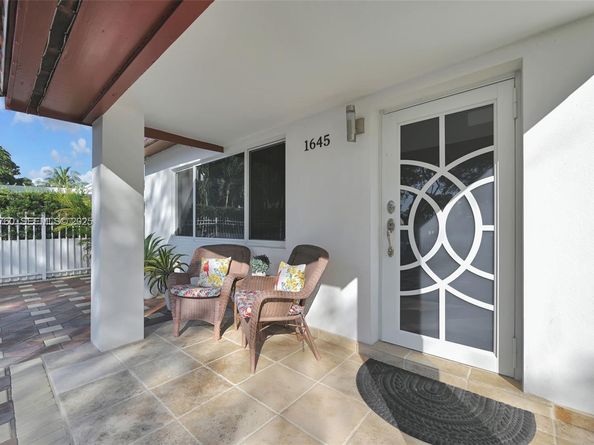 1645 NW 120th St, North Miami FL 33167