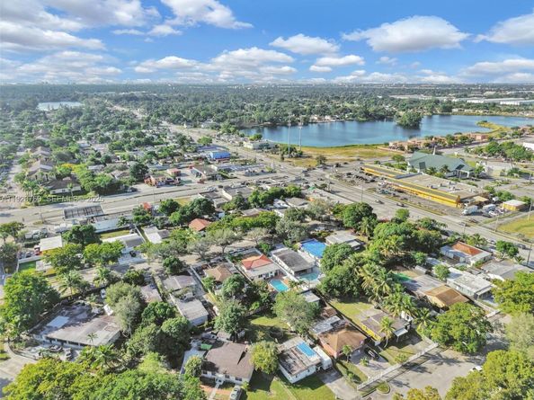 1645 NW 120th St, North Miami FL 33167