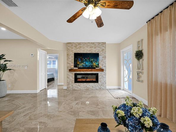 1645 NW 120th St, North Miami FL 33167