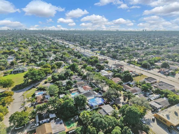 1645 NW 120th St, North Miami FL 33167