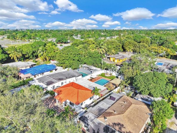 1645 NW 120th St, North Miami FL 33167