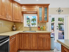 1645 NW 120th St, North Miami FL 33167