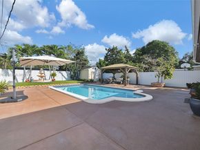 1645 NW 120th St, North Miami FL 33167