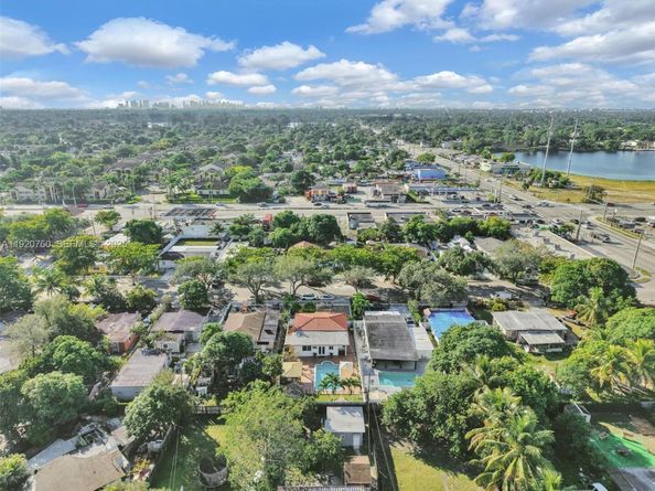 1645 NW 120th St, North Miami FL 33167