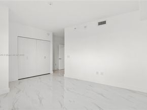700 NE 24TH St 4102, Miami FL 33137