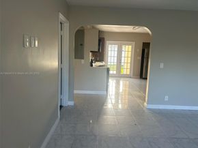 412 SW 4th Ter, Hallandale Beach FL 33009