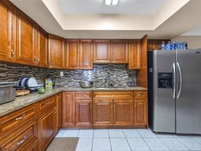 2370 NW 34th Ter, Lauderdale Lakes FL 33311