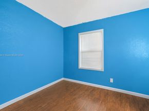 2370 NW 34th Ter, Lauderdale Lakes FL 33311