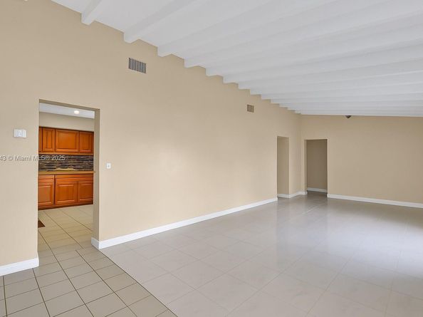 2370 NW 34th Ter, Lauderdale Lakes FL 33311