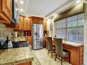 3520 Oaks Way 308, Pompano Beach FL 33069