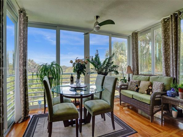 3520 Oaks Way 308, Pompano Beach FL 33069