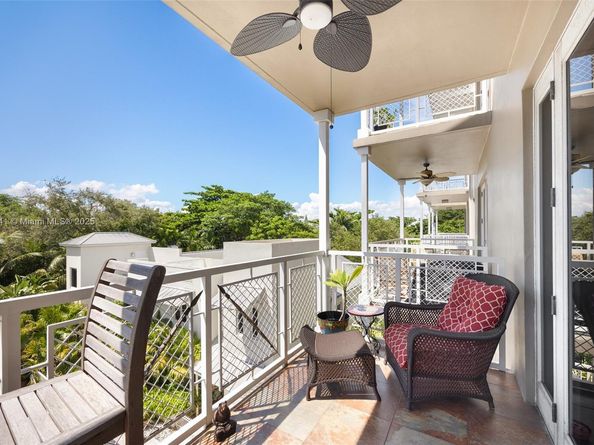 3540 Main Hwy 407, Coconut Grove FL 33133