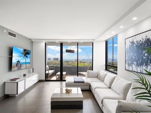 1330 West Ave 1813, Miami Beach FL 33139