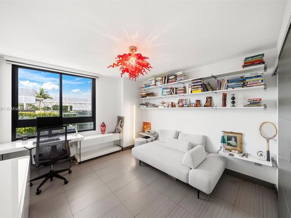 1330 West Ave 1813, Miami Beach FL 33139