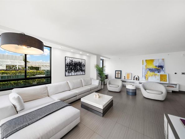 1330 West Ave 1813, Miami Beach FL 33139