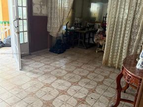 1260 SW 5th St, Miami FL 33135