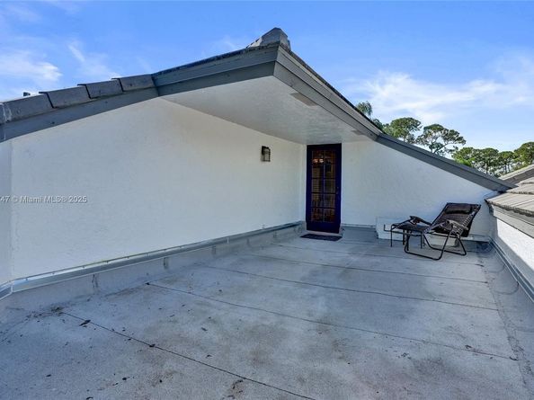 1140 Sand Drift Way B, West Palm Beach FL 33411