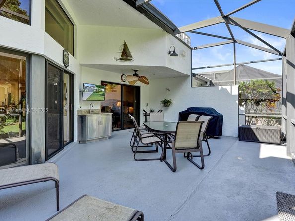 1140 Sand Drift Way B, West Palm Beach FL 33411