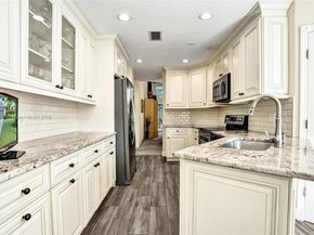 1140 Sand Drift Way B, West Palm Beach FL 33411