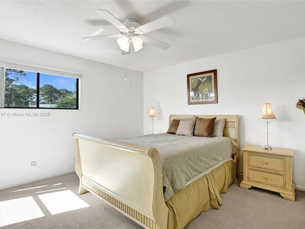 1140 Sand Drift Way B, West Palm Beach FL 33411