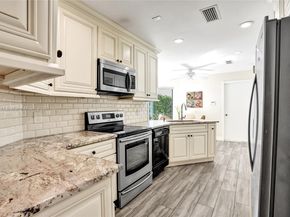 1140 Sand Drift Way B, West Palm Beach FL 33411