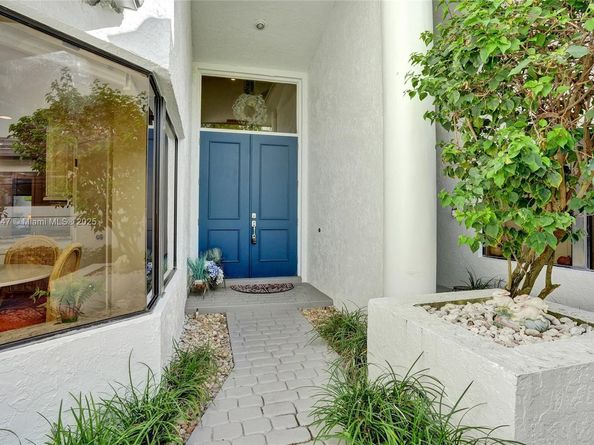 1140 Sand Drift Way B, West Palm Beach FL 33411